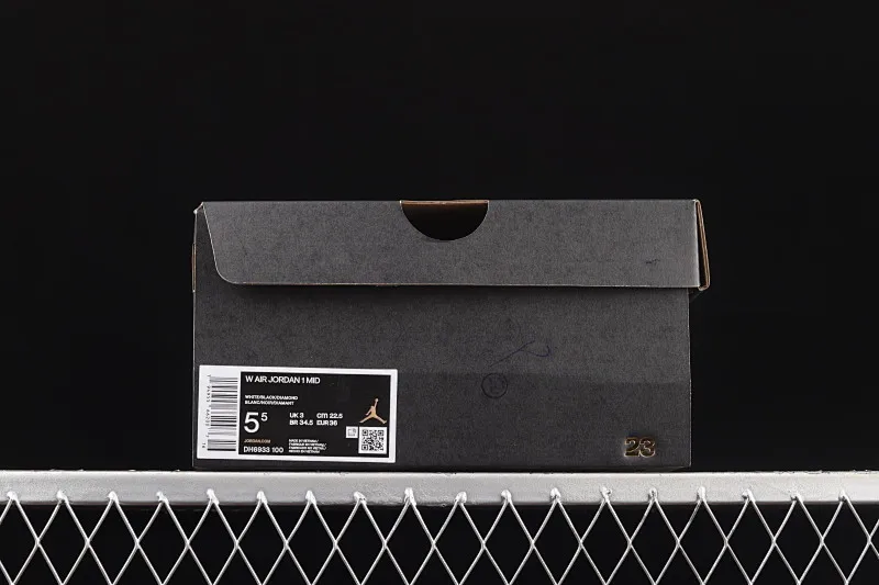 All categories Air Jordan Jordan series basketball shoes Air Jordan 1 Mid Air Jordan 1 Mid "Diamond Shorts" AJ1 Joe 1 Pearlescent White Black Panda DH6933-100
